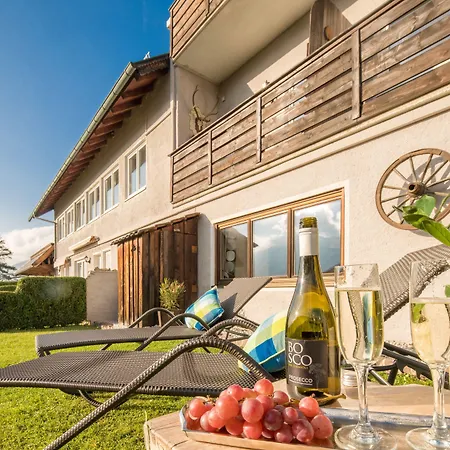 Guest house Zur Schoenen Aussicht Garni