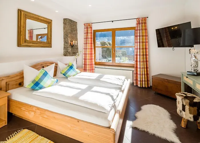 Zur Schoenen Aussicht Garni