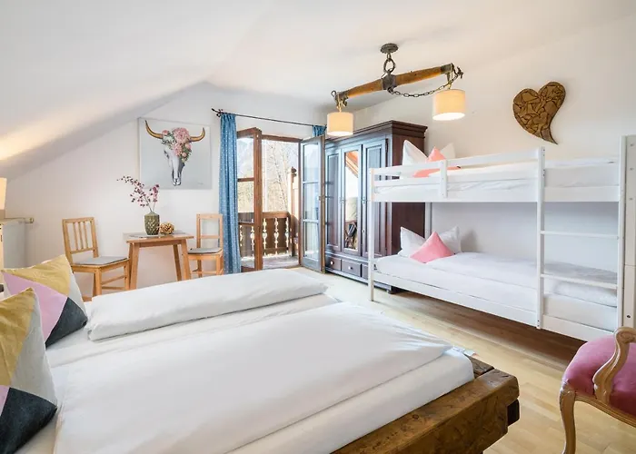 Zur Schoenen Aussicht Garni Garmisch-Partenkirchen