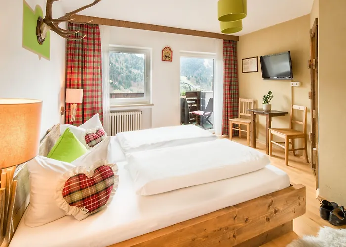 Guest house Zur Schoenen Aussicht Garni