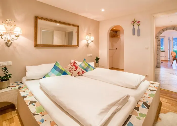 Guest house Zur Schoenen Aussicht Garni