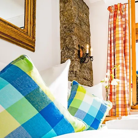 Zur Schoenen Aussicht Garni Guest house 3*