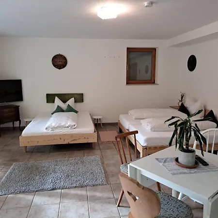 Zur Schoenen Aussicht Garni Pensión 3*
