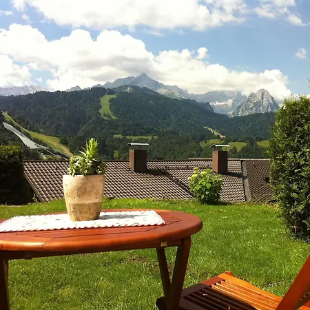 Zur Schoenen Aussicht Garni Pensión Garmisch-Partenkirchen