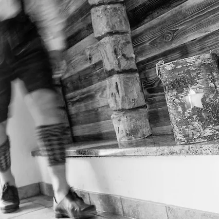 Zur Schoenen Aussicht Garni Pensión