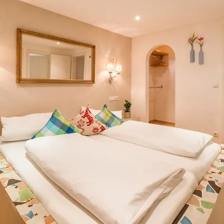 Guest house Zur Schoenen Aussicht Garni