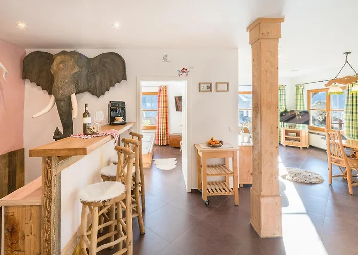 Гостевой дом Zur Schoenen Aussicht Garni Гармиш-Партенкирхен