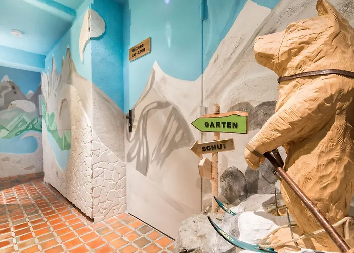 Zur Schoenen Aussicht Garni 3*