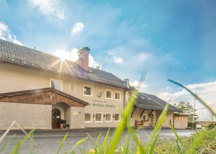 Zur Schoenen Aussicht Garni בית הארחה