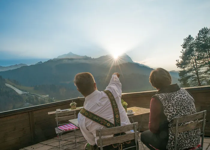 Zur Schoenen Aussicht Garni 3*