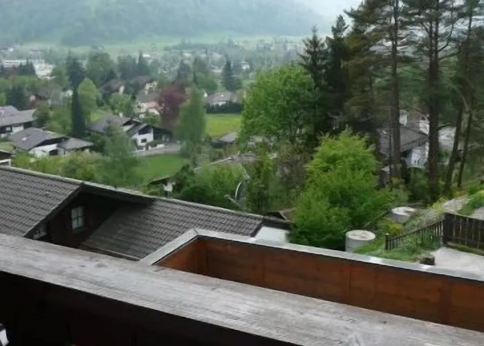 Гостьовий будинок Zur Schoenen Aussicht Garni 3*