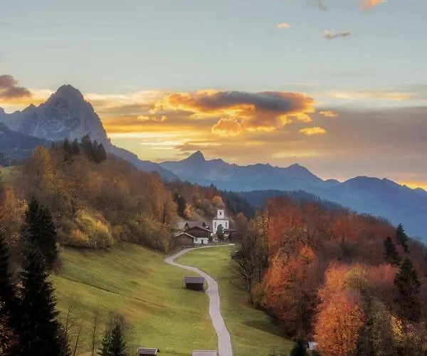 Zur Schoenen Aussicht Garni